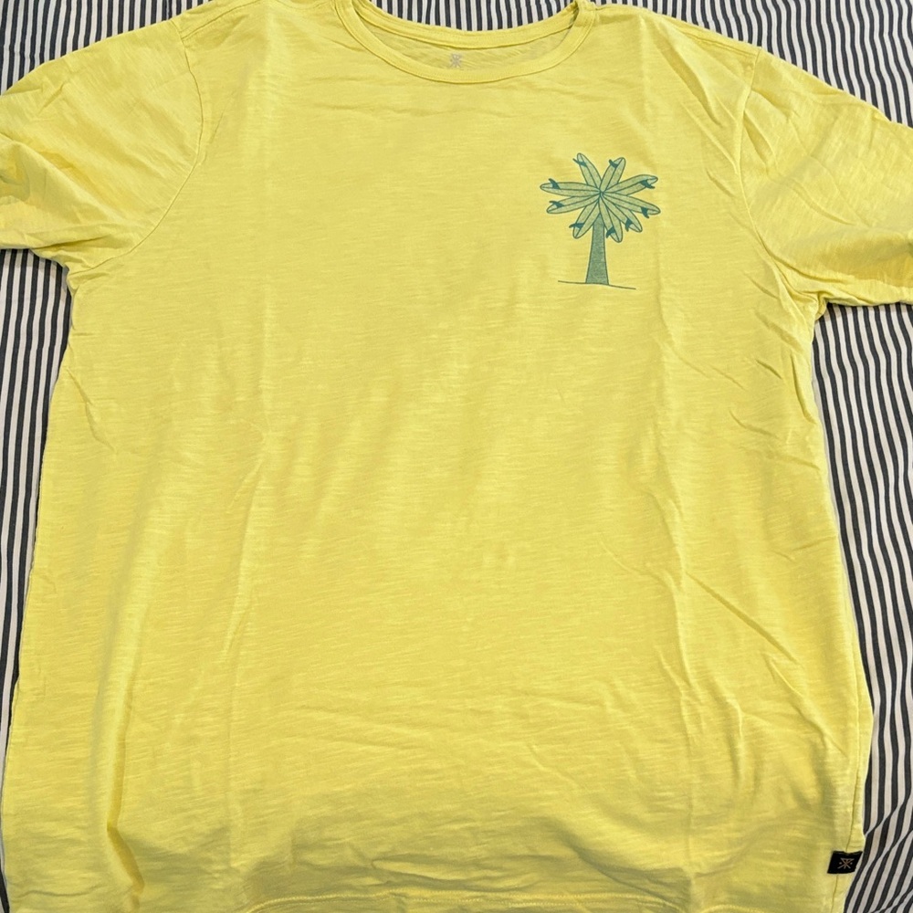 Roark T NWOT Organic